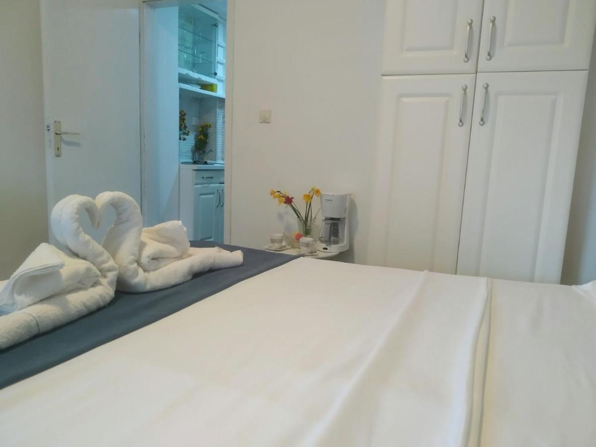 Central Lakeside Apartment Охрид Екстериор снимка