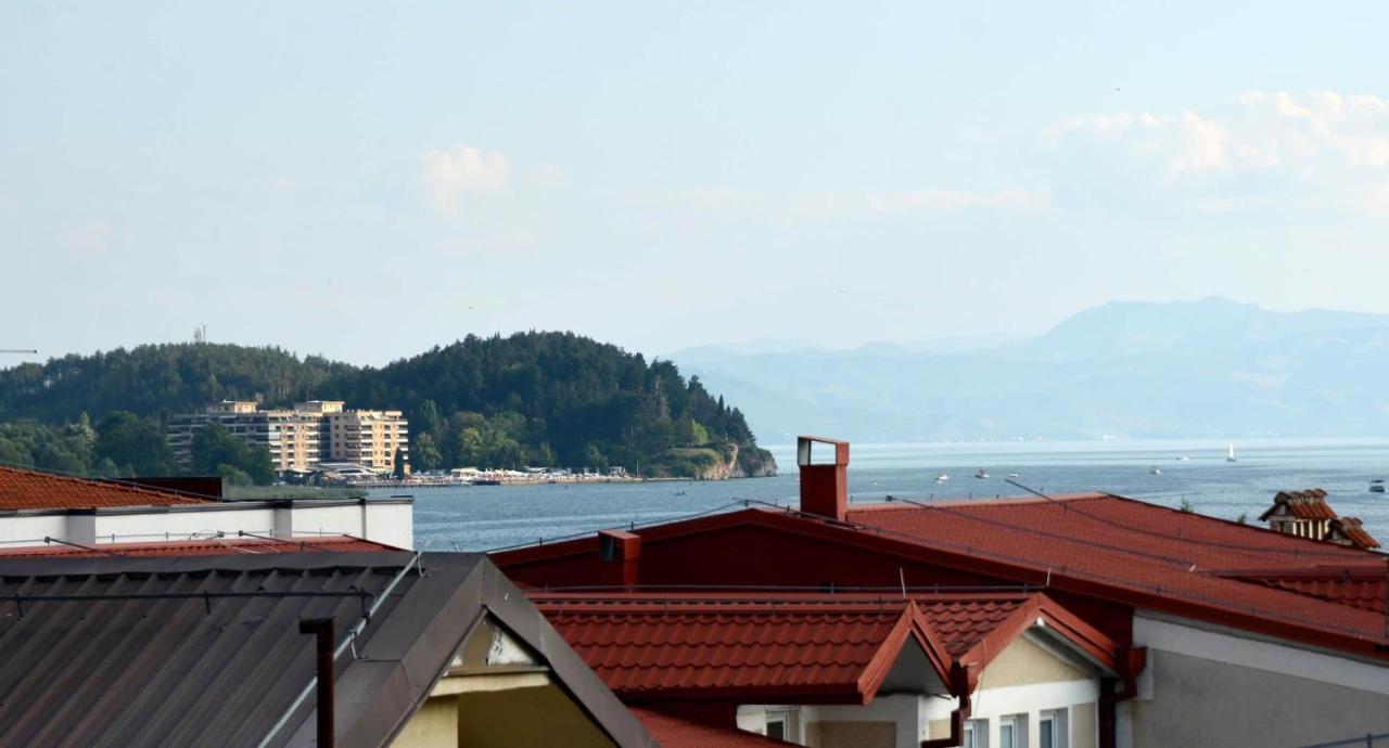 Central Lakeside Apartment Охрид Екстериор снимка